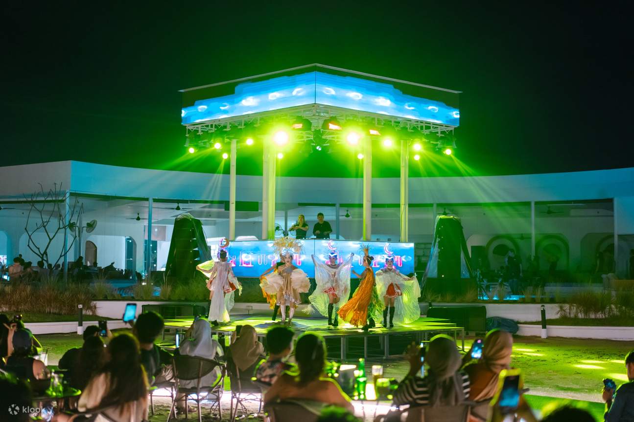 Atlantis Beach Club 2